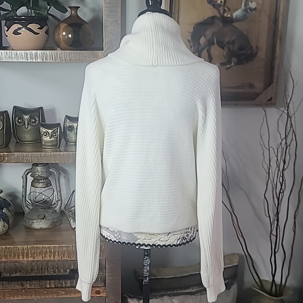 Rachel Zoe Ivory Cowl Neck Sweater Super Soft - Picture 7 of 9
